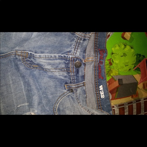 Ripped jean shorts - Picture 2 of 4